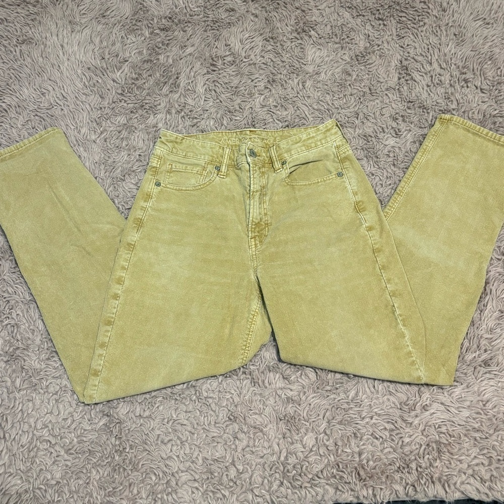 American Eagle Women Brown Corduroy Mom Straight Jeans